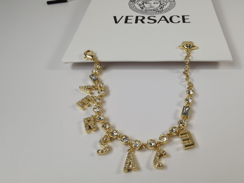 VERSACE